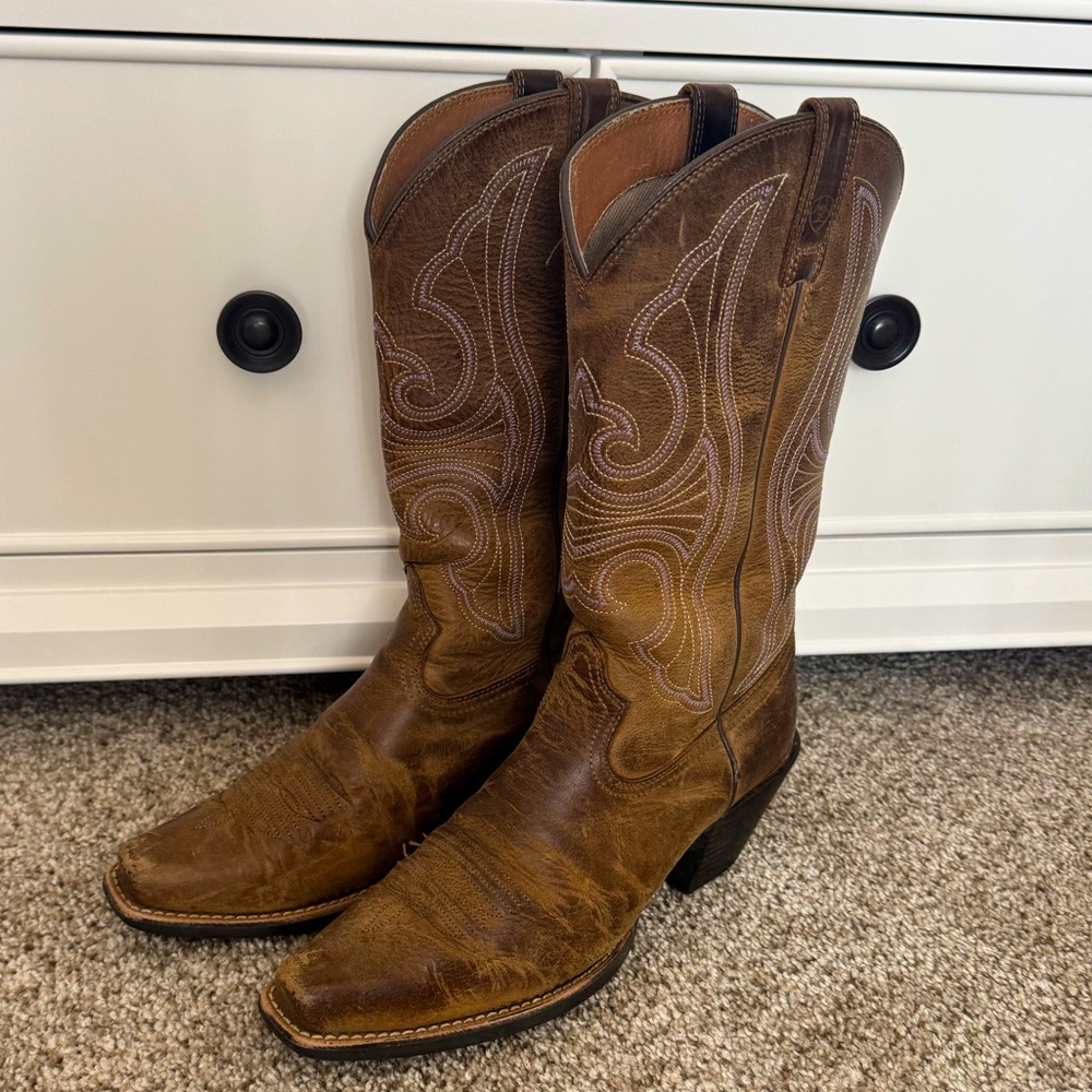 Ariat Cowgirl Boots
